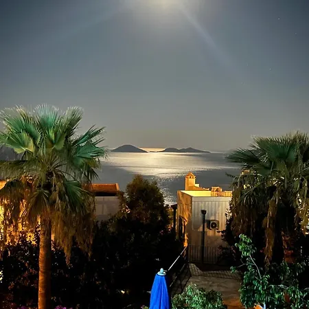 The Bay View Kalkan Szálloda 3*